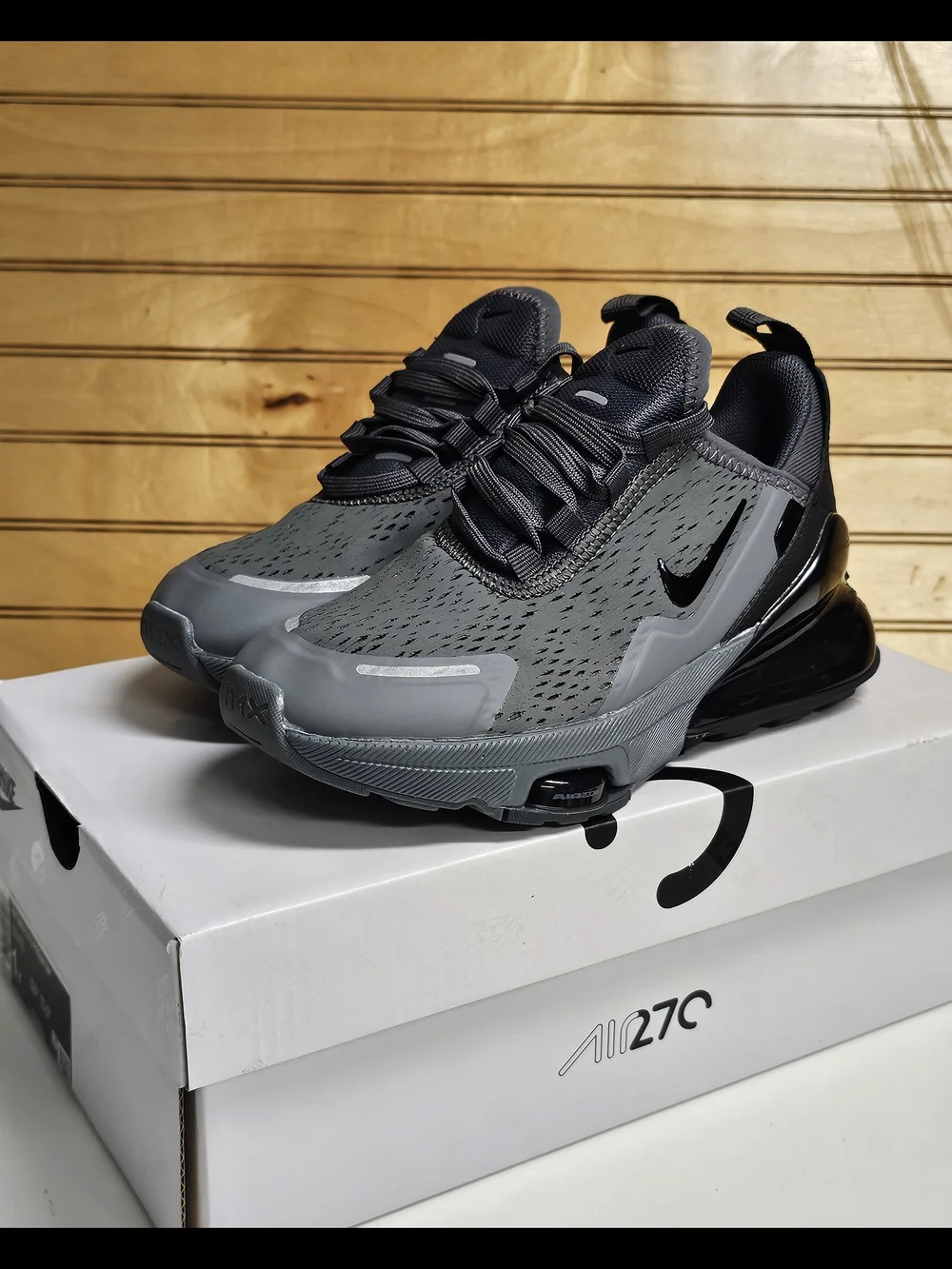 Nike Air Max 270 Kids Youth Running Shoe Black Grey/Black New